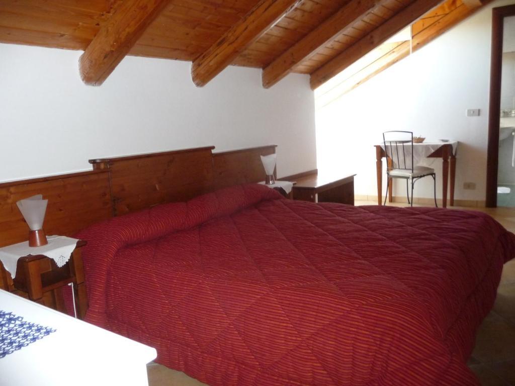Agriturismo Cascina Vrona Villa Monteu Roero Exterior photo